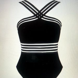 Hilor Women’s One Piece Swimsuit - NWT